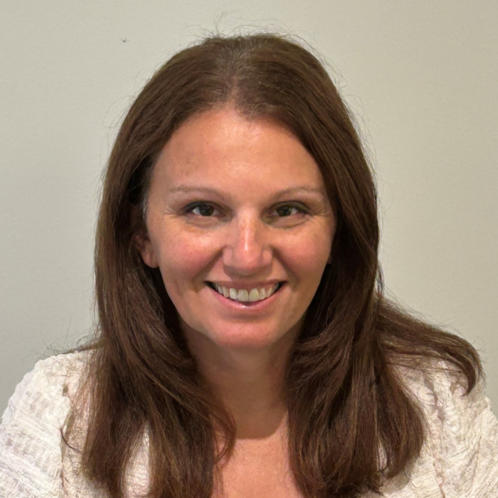 Olivia Petrovska headshot